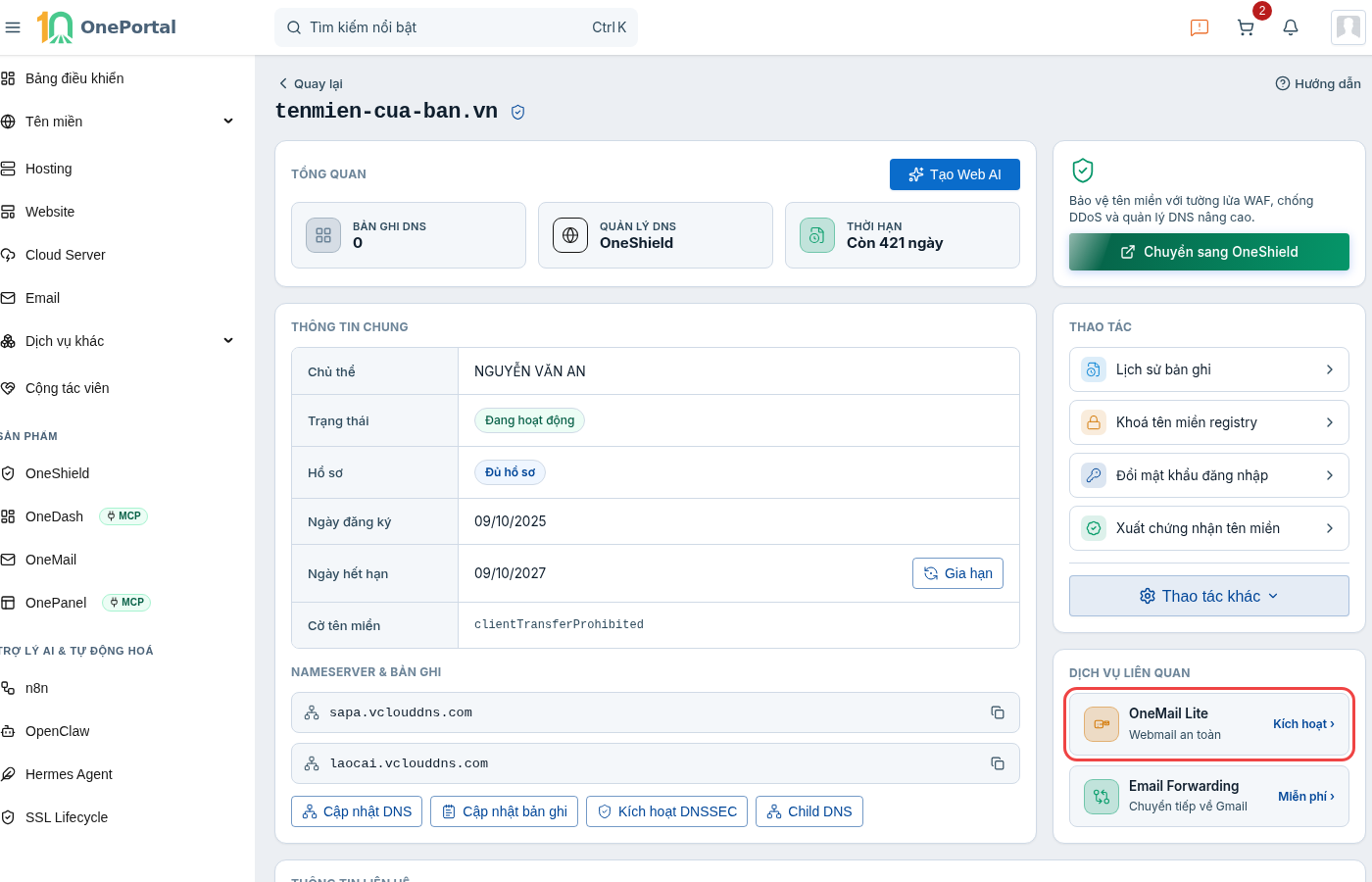 Trang chi tiết tên miền trên OnePortal, khoanh đỏ dòng OneMail Lite trong khối Dịch vụ liên quan cùng nút Kích hoạt