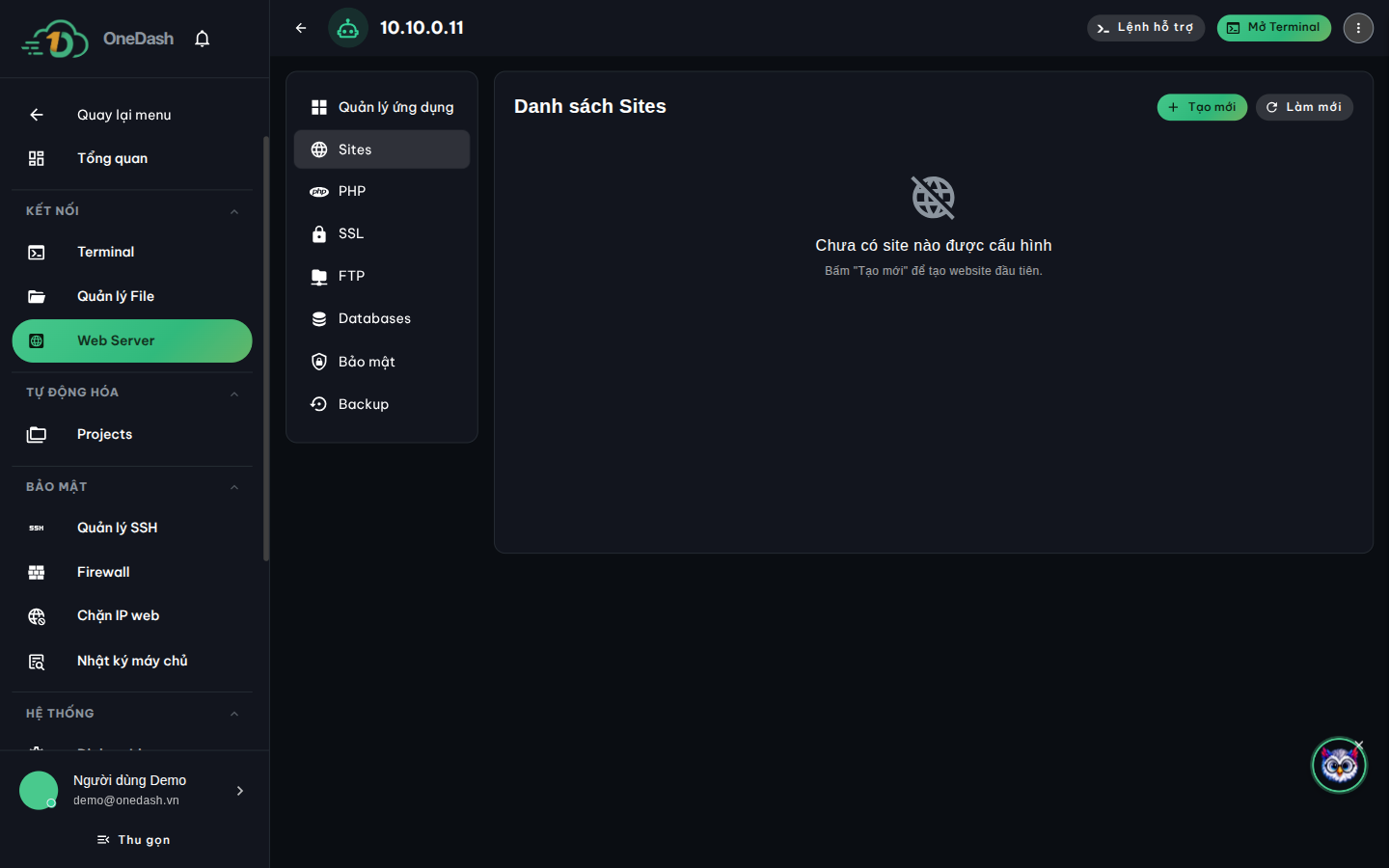 Hộp thoại Tạo mới website: ô Tên miền, chọn Dạng Mã nguồn, Phiên bản PHP, Root document và tuỳ chọn Tạo cơ sở dữ liệu / Tạo tài khoản FTP