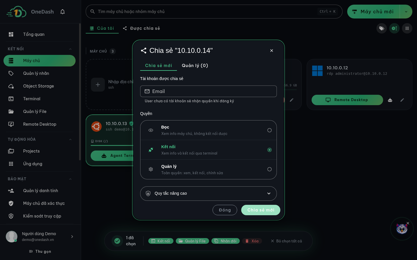 Cửa sổ "Chia sẻ" ở tab "Chia sẻ mới" với ô nhập email và ba mức quyền Đọc / Kết nối / Quản lý