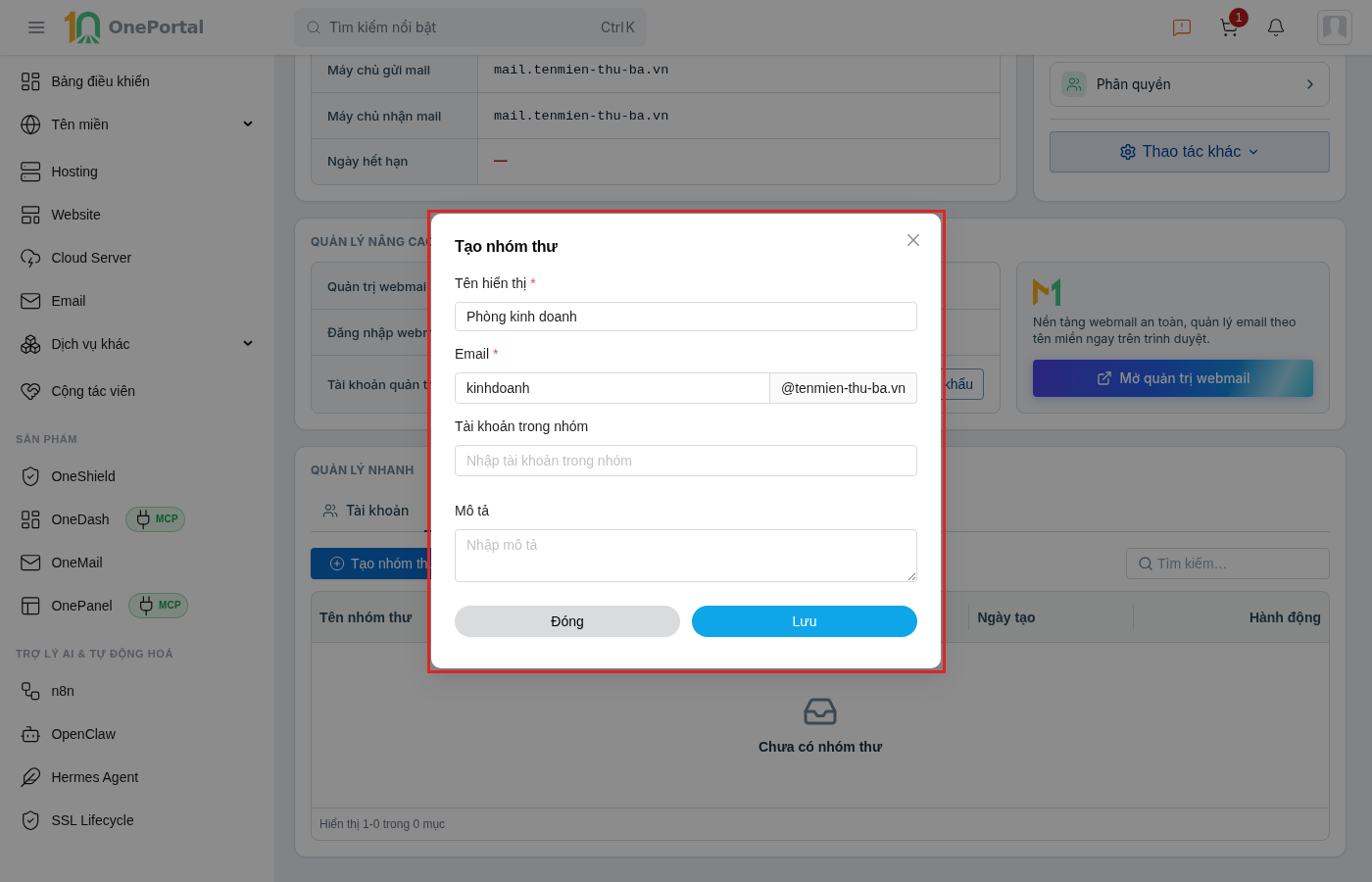 Hộp thoại Tạo nhóm thư trên OnePortal, khoanh đỏ toàn bộ hộp thoại gồm Tên hiển thị, Email kèm hậu tố tên miền, Tài khoản trong nhóm và Mô tả