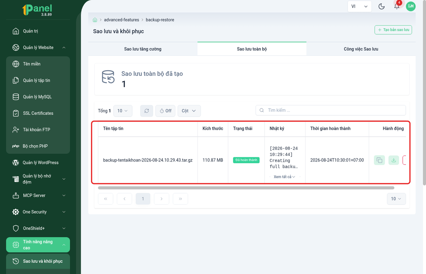 Bảng Sao lưu toàn bộ trên OnePanel, khoanh đỏ dòng dữ liệu bản sao lưu kèm kích thước và nhật ký